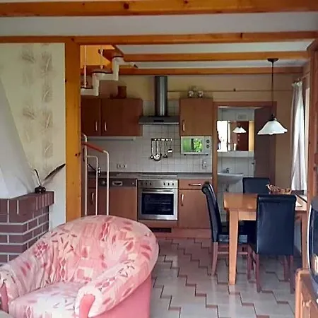 Eule Ost Und West Ferienhaus Im Urigen Garten 4*